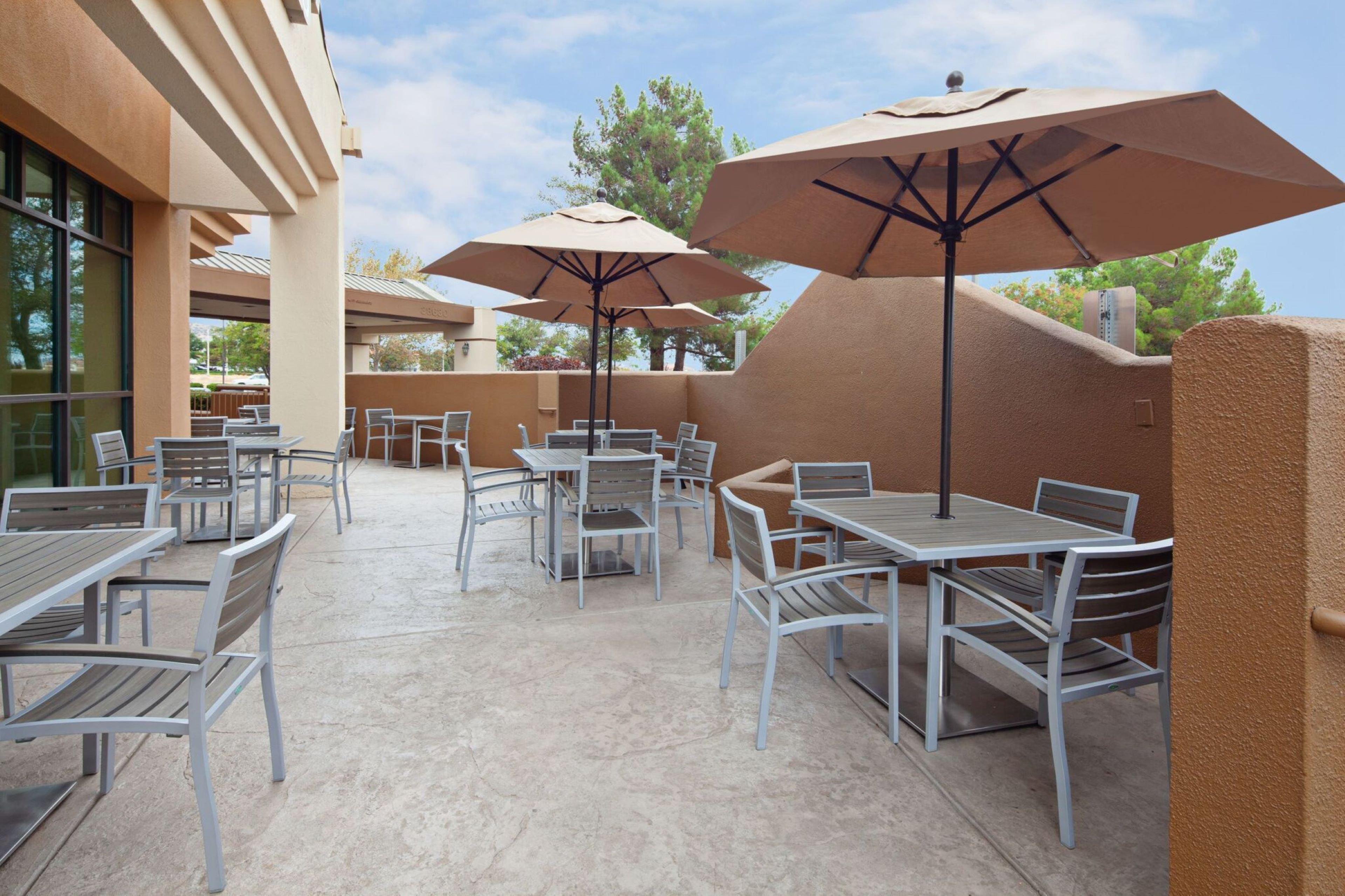Hampton Inn & Suites Palmdale Ngoại thất bức ảnh