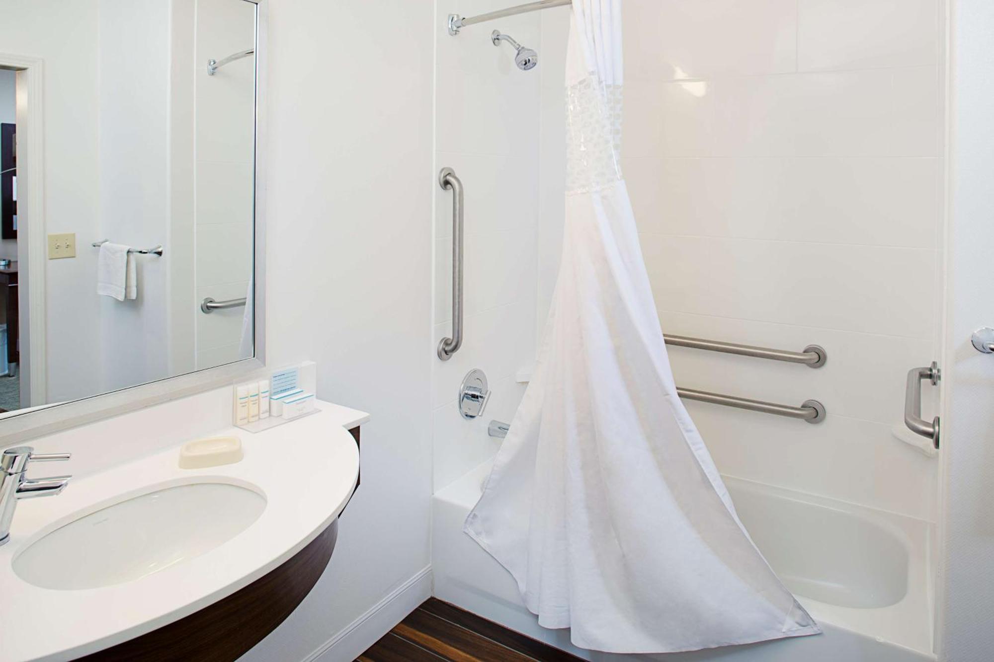 Hampton Inn & Suites Palmdale Ngoại thất bức ảnh